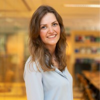 Roos Van Der Meijden