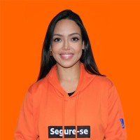 Denise Santos