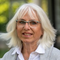 Gudrun Gross