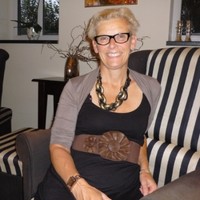 Elly Theunis