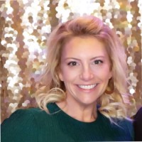 Angela Salas