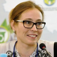 Claudia Kamke