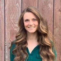 Karina Packer, Pe