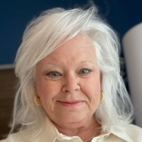 Andrea Adams