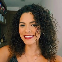 Lívia Castro