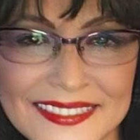 Gloria Lyon