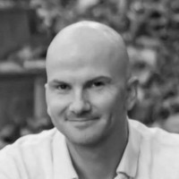 Daniel Vale