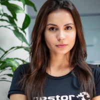 Nathalia Paola Dias