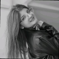 Evelyn-Nicole Dragos