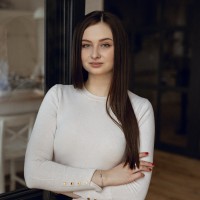 Anna Vdovychenko