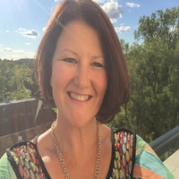 Liz Nadeau
