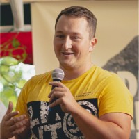 Toni Mehrländer
