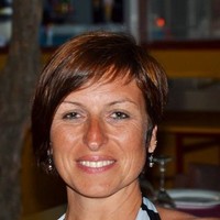 Karin Deraet