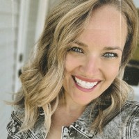 Dana Lorrigan, Mba