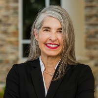 Dr. Anabelle Broadbent