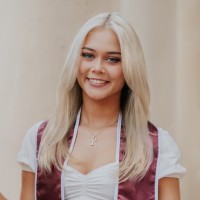 Chloe Hill