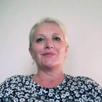 Paula Hunter