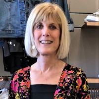 Barbara Levine