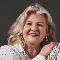 corinne lajsner