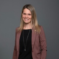 Véronique Roy, Cpa
