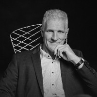 Dr. Peter Schablauer