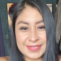 Estefany Rosales Robles