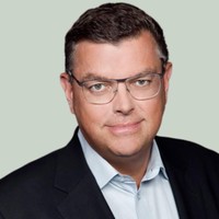 Simon Kenneth