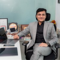 Rachit PoddarRachit Poddar is an Influencer