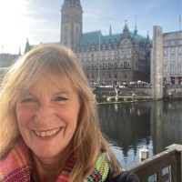 Stephanie Van Der Veen