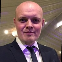 Lee Roche