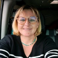Valérie MAURON