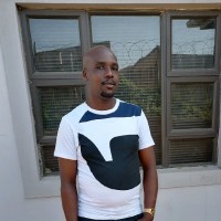 Vusi Majola