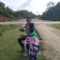 Loode Purnama Ade