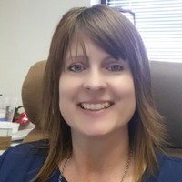 Tracey Amos