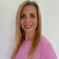 Lorna Swindell