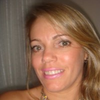Kelly Simoni