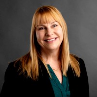 Carolyn Knox, Ma, Che