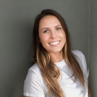 Holly Thompson