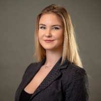 Nicole Zeller