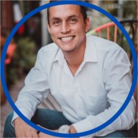 Carlos Torres