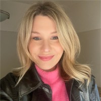 Alexandra Lyons