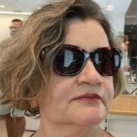 Thais Linhares