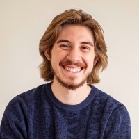 Sebastián Oliveros Russián