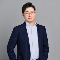 Min Gi Lee