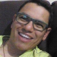 César Andrés Moreno Meneses