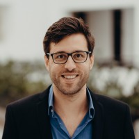 Dr. Manuel Rademaker