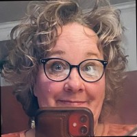 Teri J Seguin