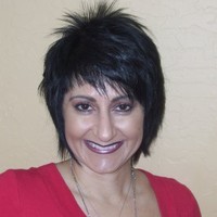 Annette Nomicos