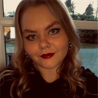 Ann Træholt