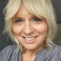 Simone Schuthof